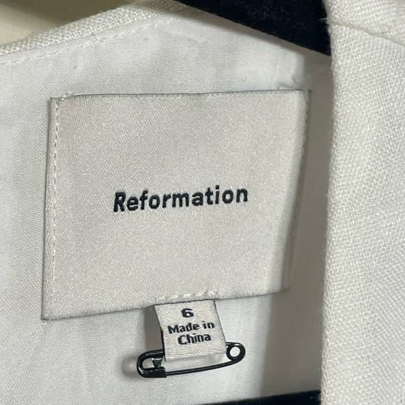 Reformation Coucou Linen Midi Dress in White - Picture 8 of 16